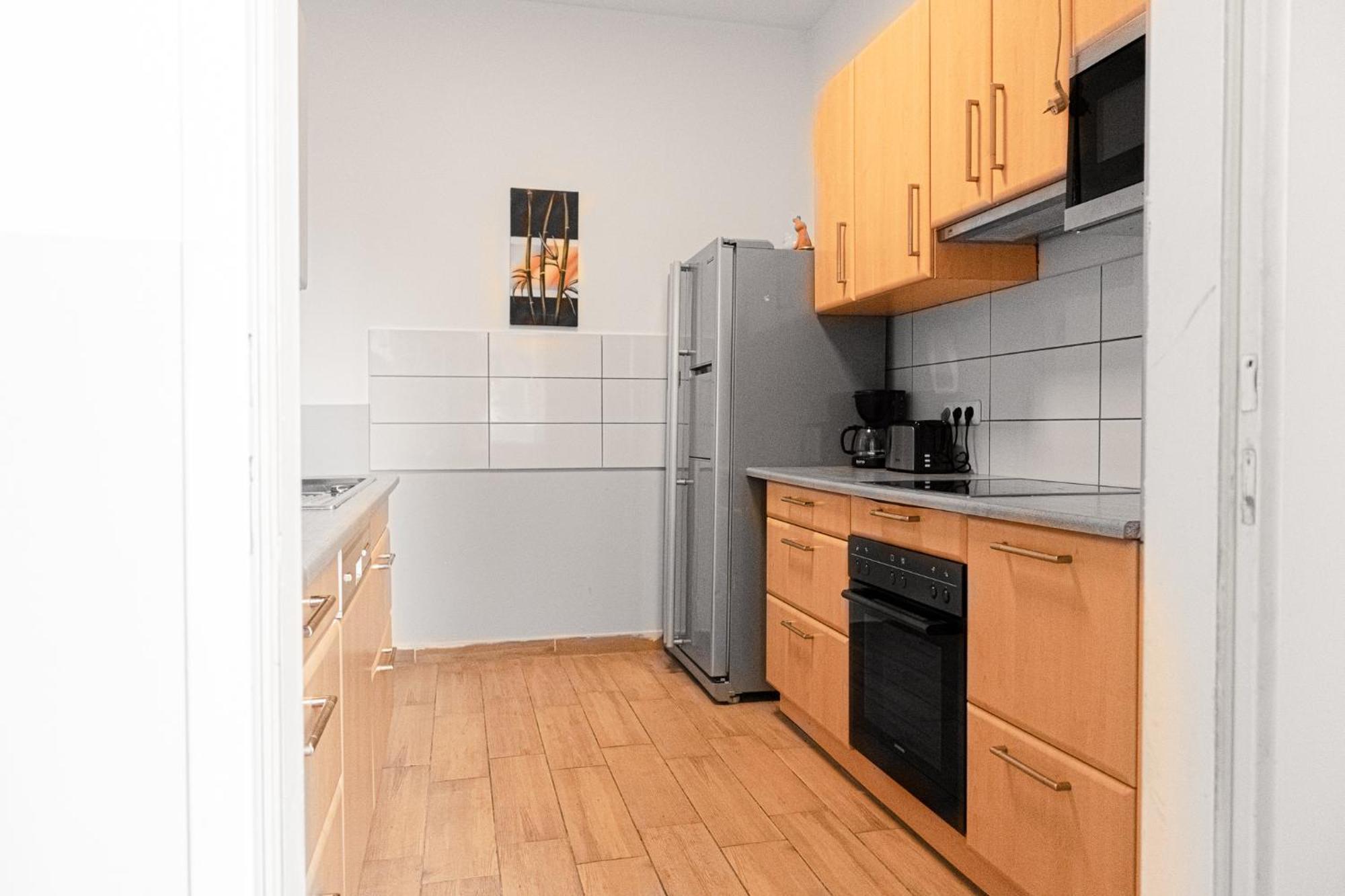 Lovely 2Br Shared Apartment, Enkplatz U3, 15Min To Center Виена Екстериор снимка