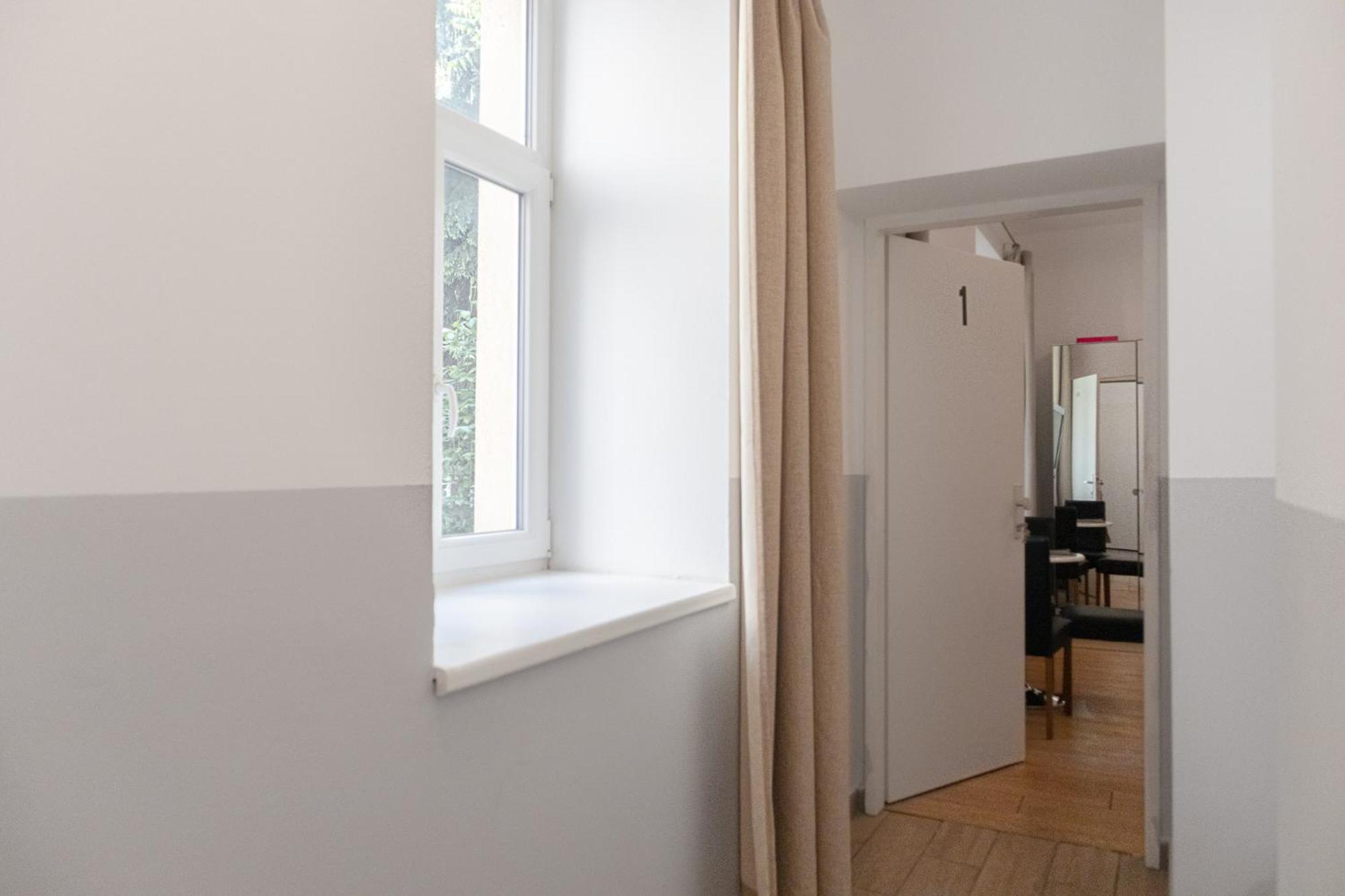 Lovely 2Br Shared Apartment, Enkplatz U3, 15Min To Center Виена Екстериор снимка