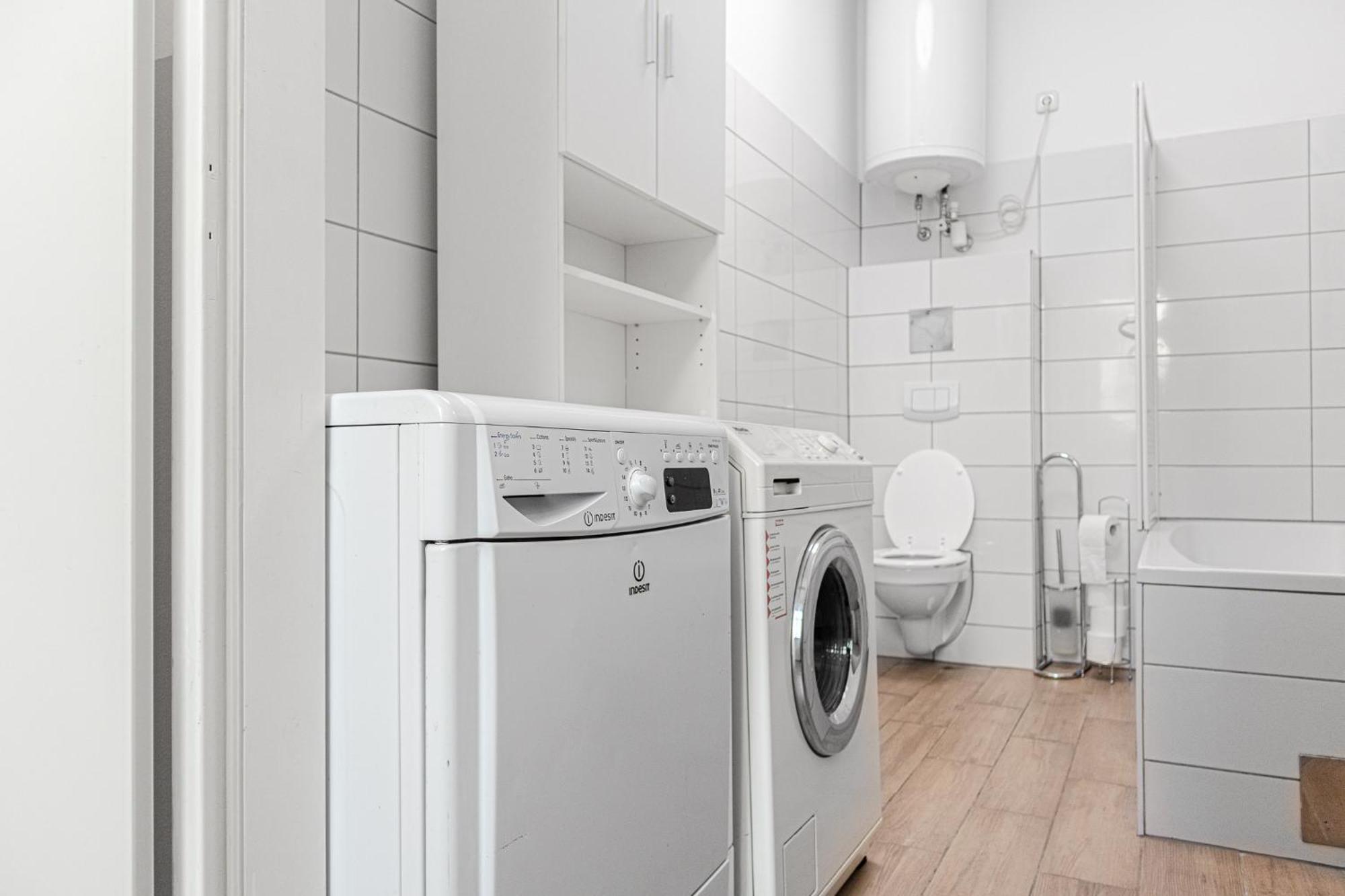 Lovely 2Br Shared Apartment, Enkplatz U3, 15Min To Center Виена Екстериор снимка